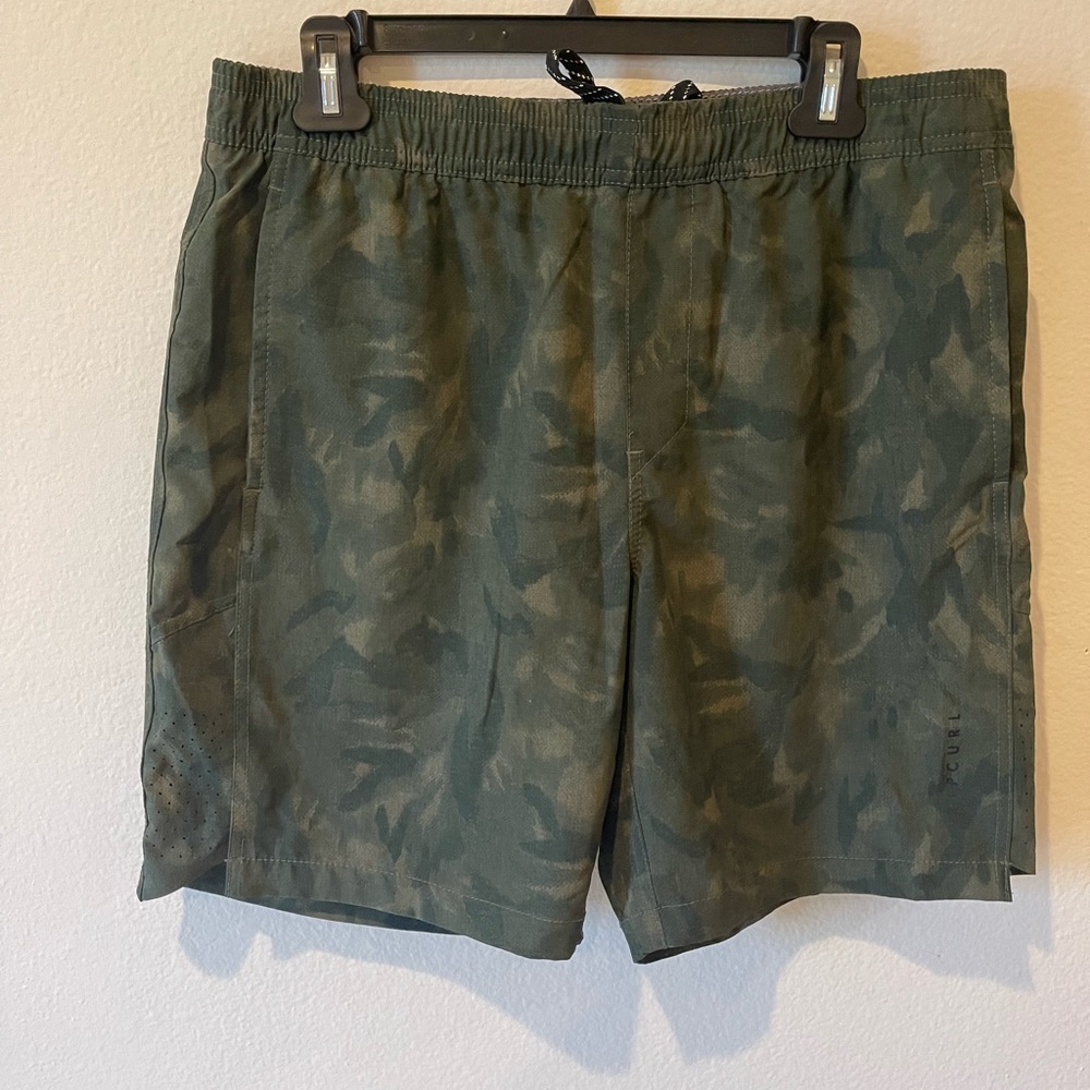 Mens Ripcurl Workout Shorts Camo- Medium